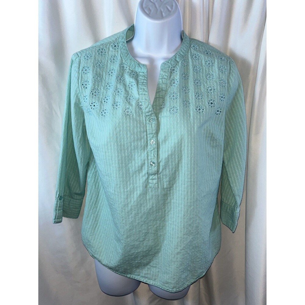 Women’s Split Neck Popover Tunic Blouse Size S Floral Eyelet Embroidered Green